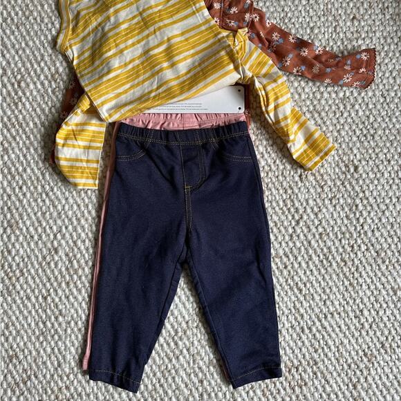NWT Carters 4 Piece Set Size 9-12 Months - Picture 6 of 7